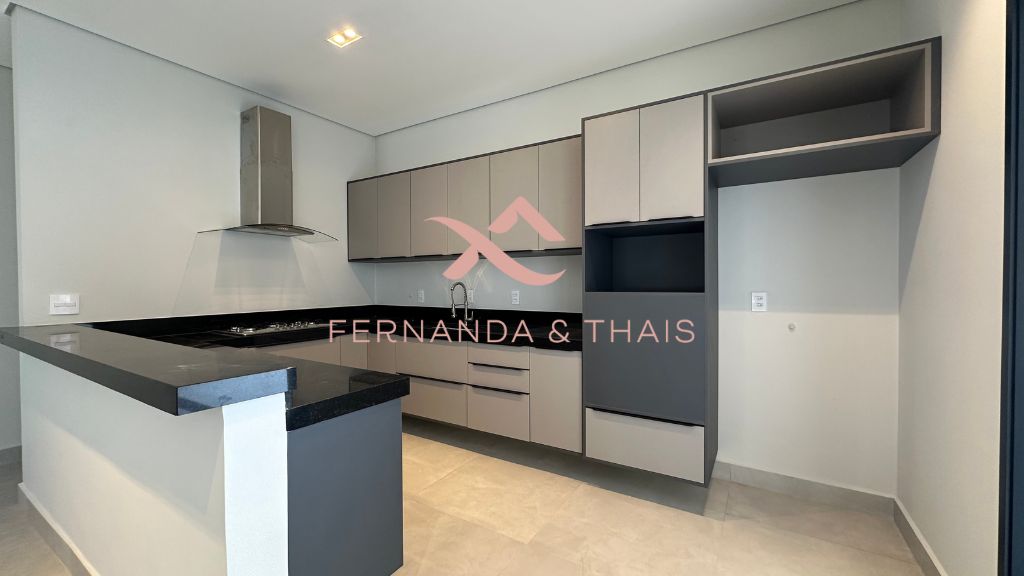 Casa à Venda no Condomínio Duas Marias em Indaiatuba